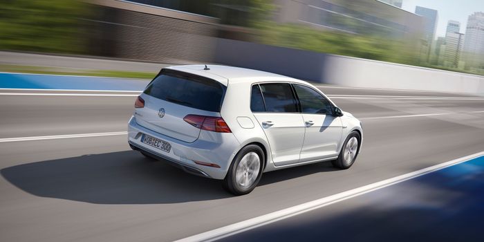 Ето го по-умния и по-мощен VW e-Golf